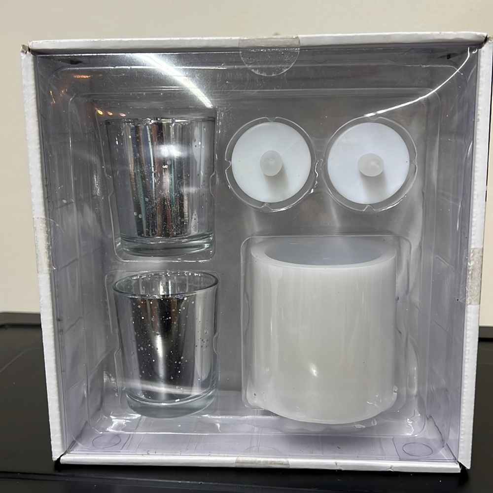 NIB LED Candle Gift Set